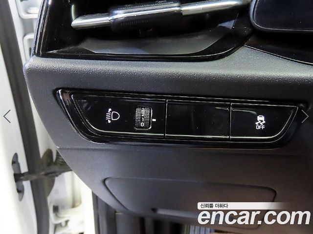 Kia Niro 2023 — photo 14