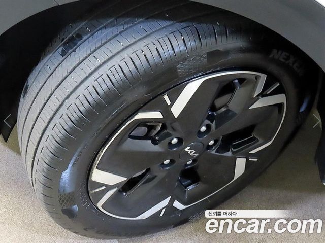 Kia Niro 2023 — photo 20