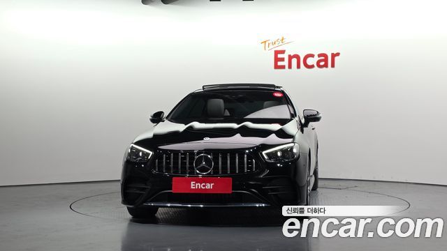 Mercedes-Benz E-Class 2023 — photo 3