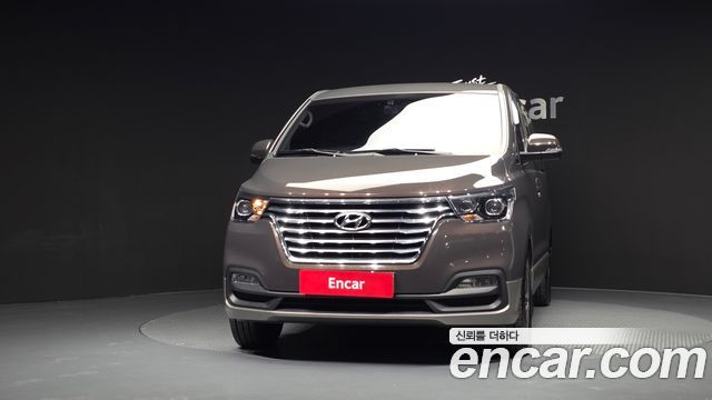 Hyundai Starex 2019 — photo 3