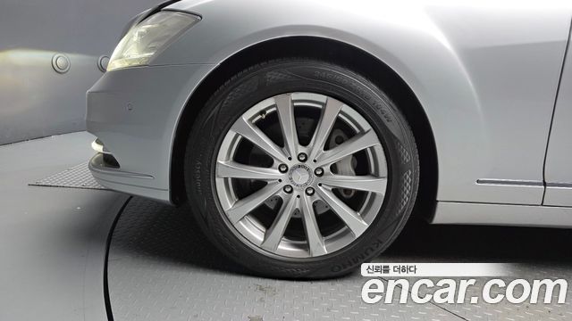 Mercedes-Benz S-Class 2010 — photo 5
