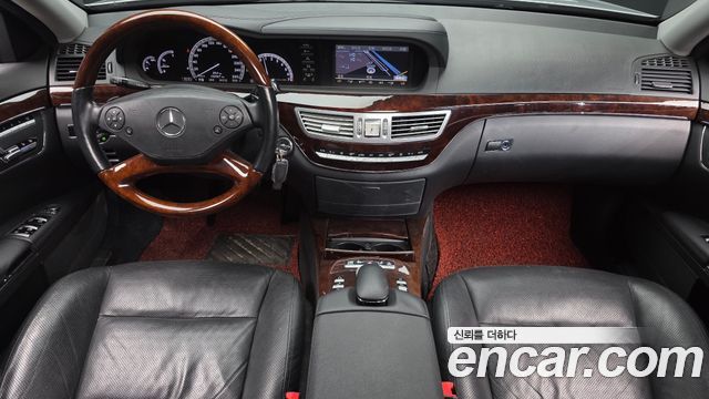 Mercedes-Benz S-Class 2010 — photo 7