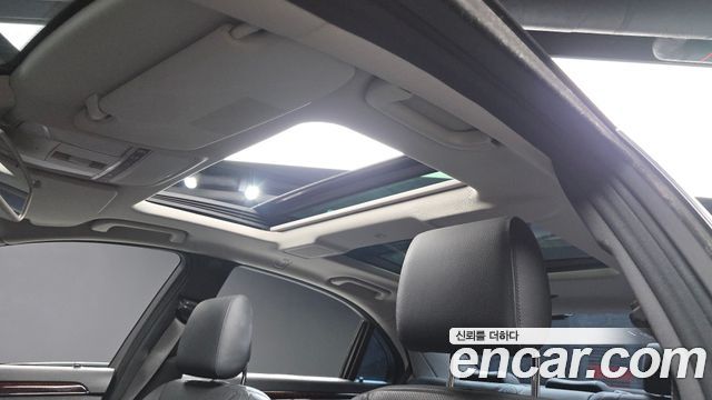 Mercedes-Benz S-Class 2010 — photo 16