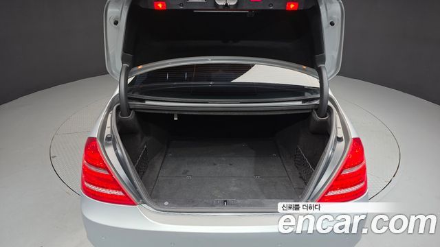 Mercedes-Benz S-Class 2010 — photo 20