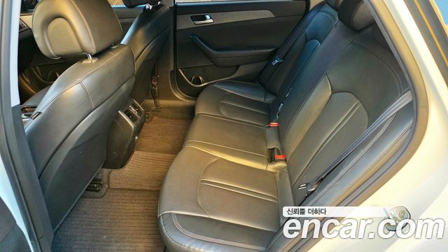 Hyundai Sonata 2015 — photo 9