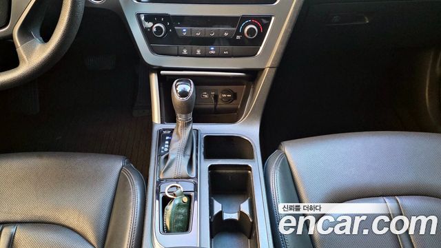 Hyundai Sonata 2015 — photo 15
