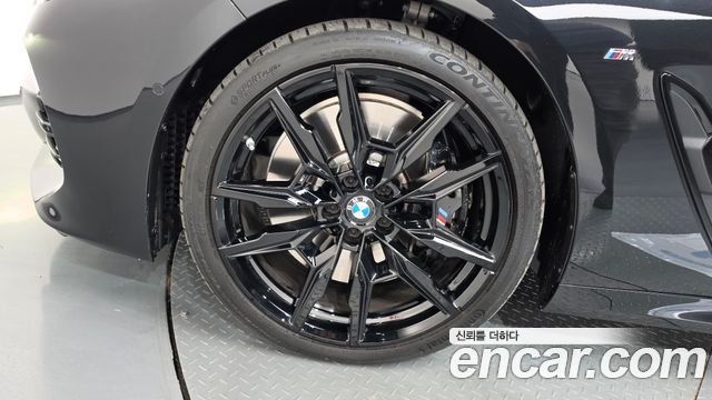BMW 8-Series 2026 — photo 5