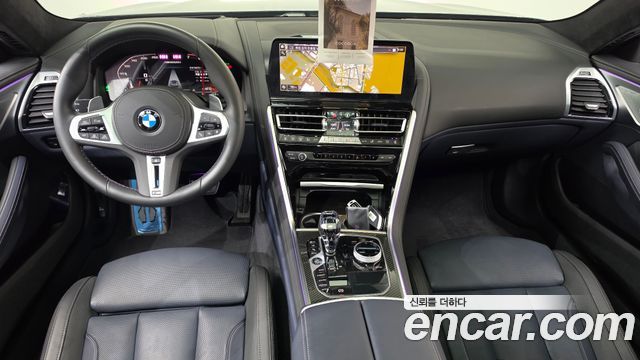 BMW 8-Series 2026 — photo 10