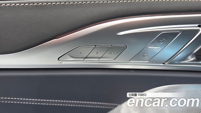 BMW 8-Series 2026 — photo 34