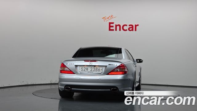 Mercedes-Benz SL-Class 2007 — photo 4