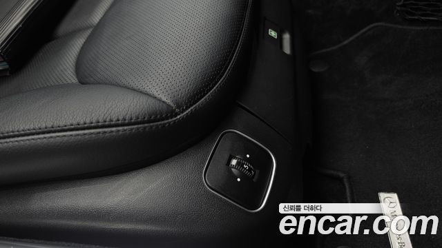 Mercedes-Benz SL-Class 2007 — photo 12