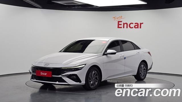 Hyundai AVANTE 2024 — photo 1