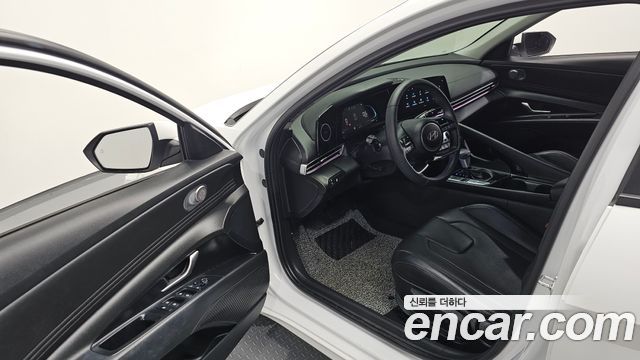 Hyundai AVANTE 2024 — photo 13