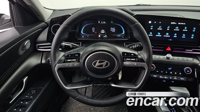 Hyundai AVANTE 2024 — photo 19
