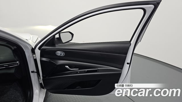 Hyundai AVANTE 2024 — photo 14