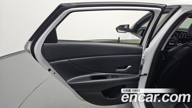 Hyundai AVANTE 2024 — photo 15