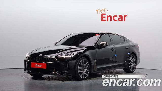 Kia Stinger 2018 — photo 1