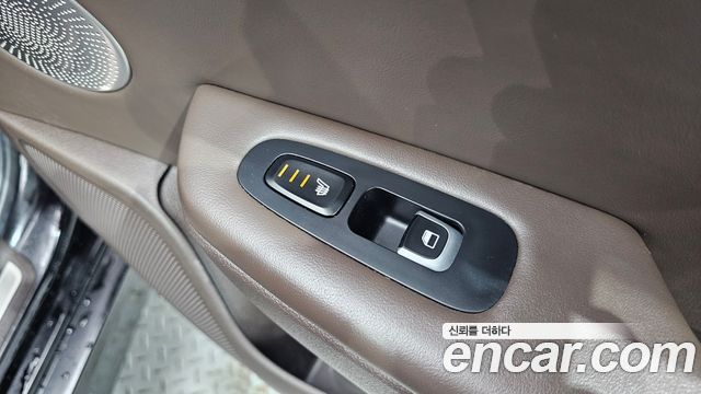Kia Stinger 2018 — photo 34