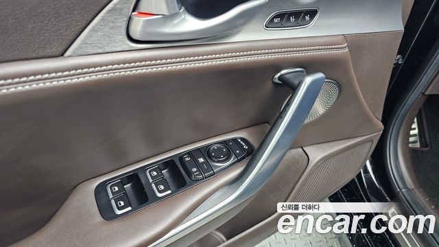 Kia Stinger 2018 — photo 35