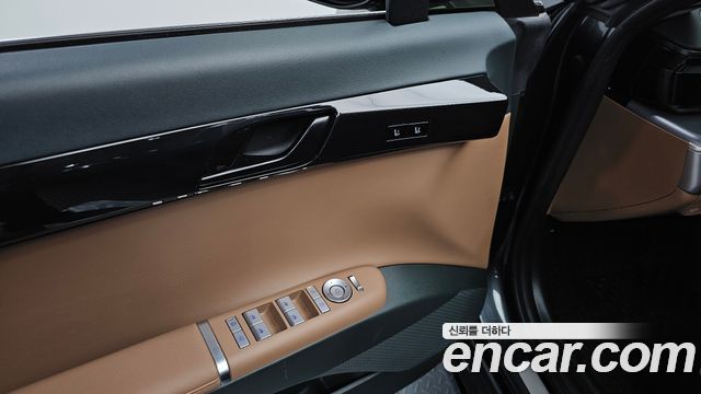 Hyundai Grandeur 2023 — photo 32