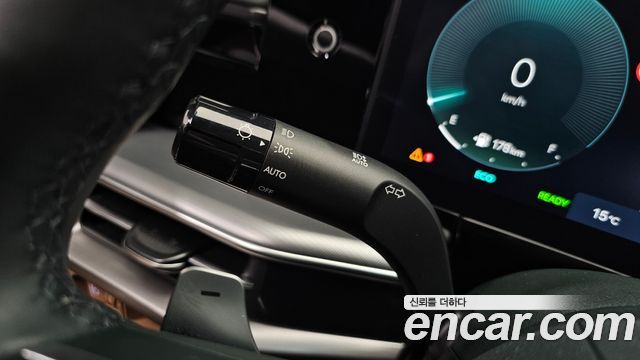 Hyundai Grandeur 2023 — photo 36