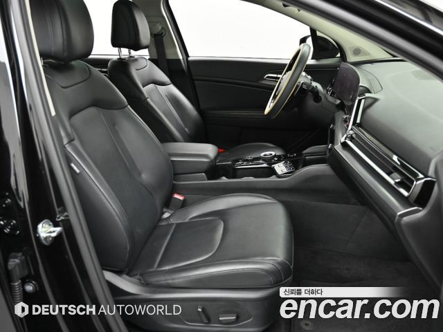 Kia Sportage 2022 — photo 16