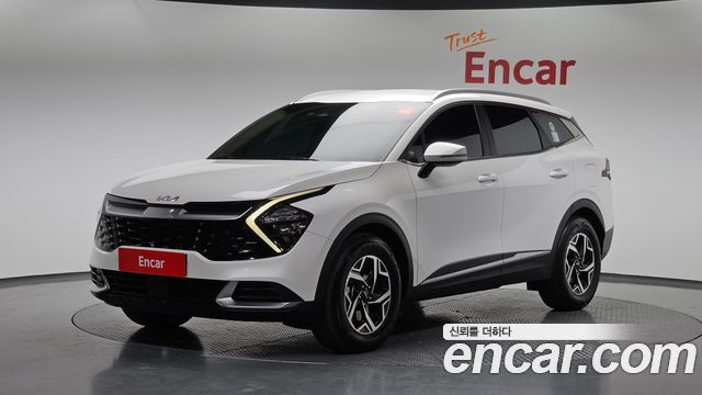 Kia Sportage 2023 — photo 1