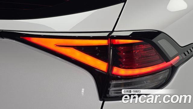 Kia Sportage 2023 — photo 9