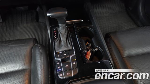 Kia K7 2016 — photo 9