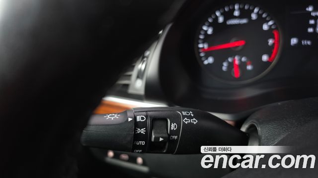 Kia K7 2016 — photo 20