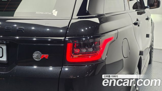 Land Rover Range Rover Sport 2017 — photo 9