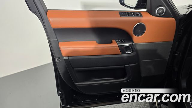 Land Rover Range Rover Sport 2017 — photo 14