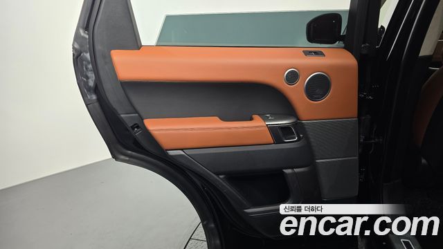 Land Rover Range Rover Sport 2017 — photo 15