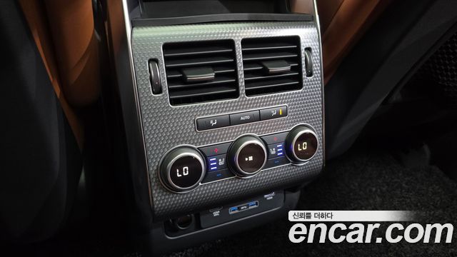 Land Rover Range Rover Sport 2017 — photo 30
