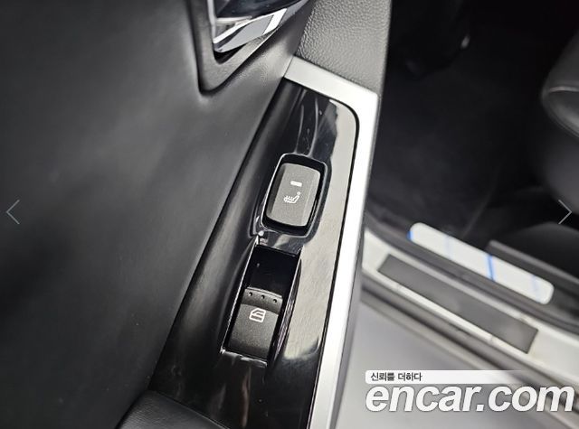 KG Mobility KORANDO 2015 — photo 12