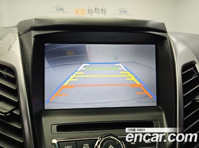 KG Mobility KORANDO 2015 — photo 14