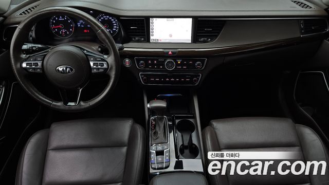 Kia K7 2019 — photo 10