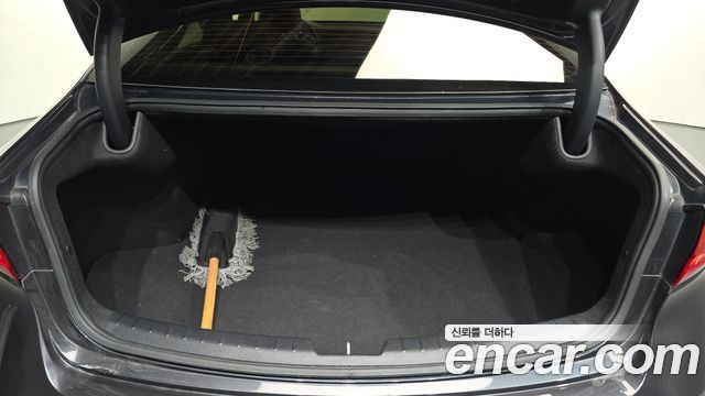 Kia K7 2019 — photo 27
