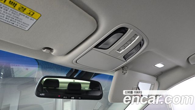 Kia K7 2019 — photo 29