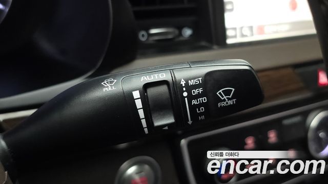 Kia K7 2019 — photo 35