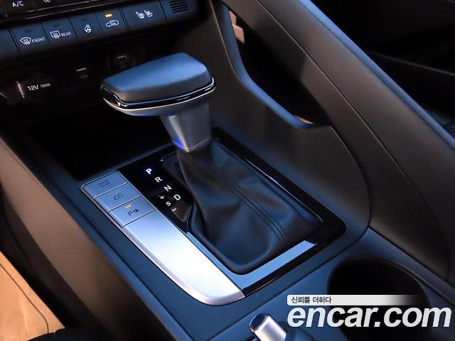Hyundai AVANTE 2021 — photo 10