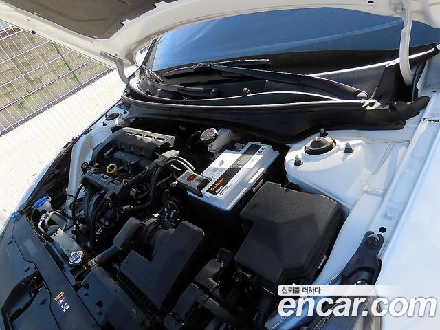 Hyundai AVANTE 2021 — photo 17