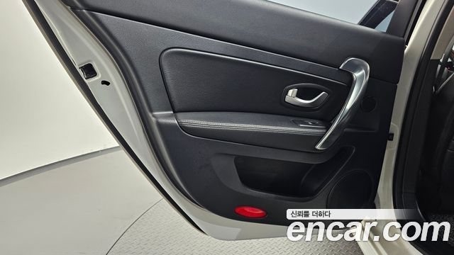 Renault Korea SM5  2015 — photo 15