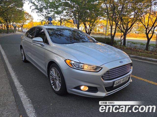 Ford Fusion 2014 — photo 2