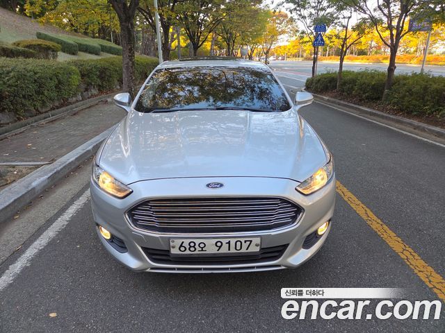 Ford Fusion 2014 — photo 3