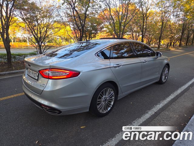 Ford Fusion 2014 — photo 4