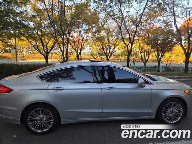 Ford Fusion 2014 — photo 8