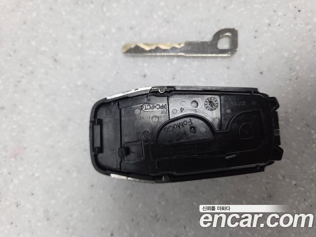 Ford Fusion 2014 — photo 17