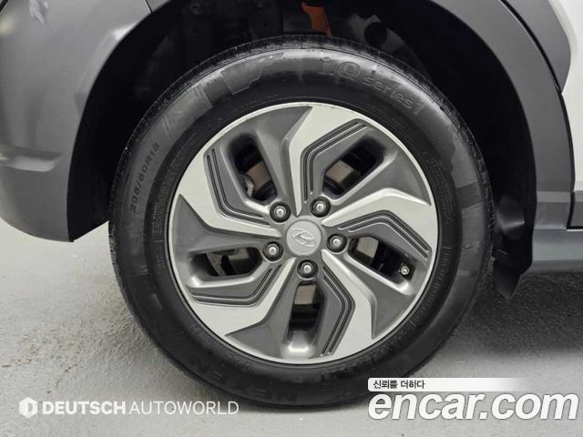 Hyundai Kona 2022 — photo 20