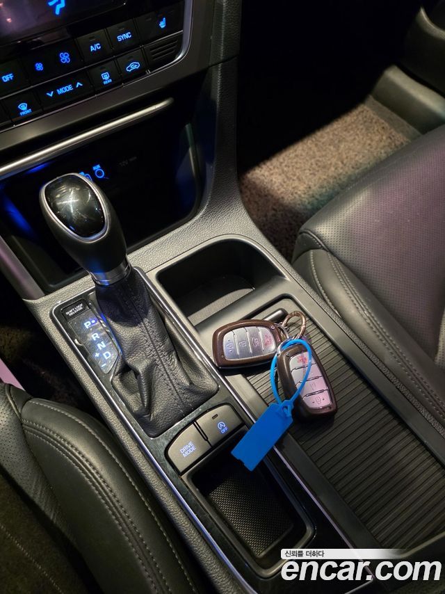 Hyundai Sonata 2016 — photo 10